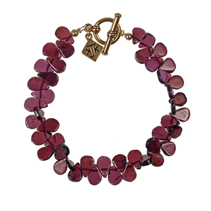 Dancing Garnet Teardrops Bracelet