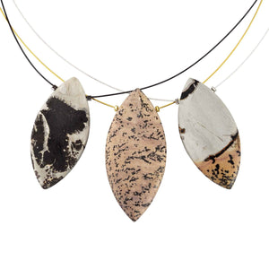 Carved Almond-Shape Agate On Wire Choker