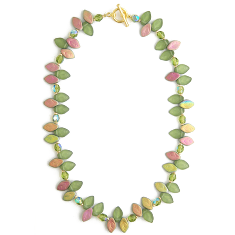 Bohemian Glass Green Leaf Choker